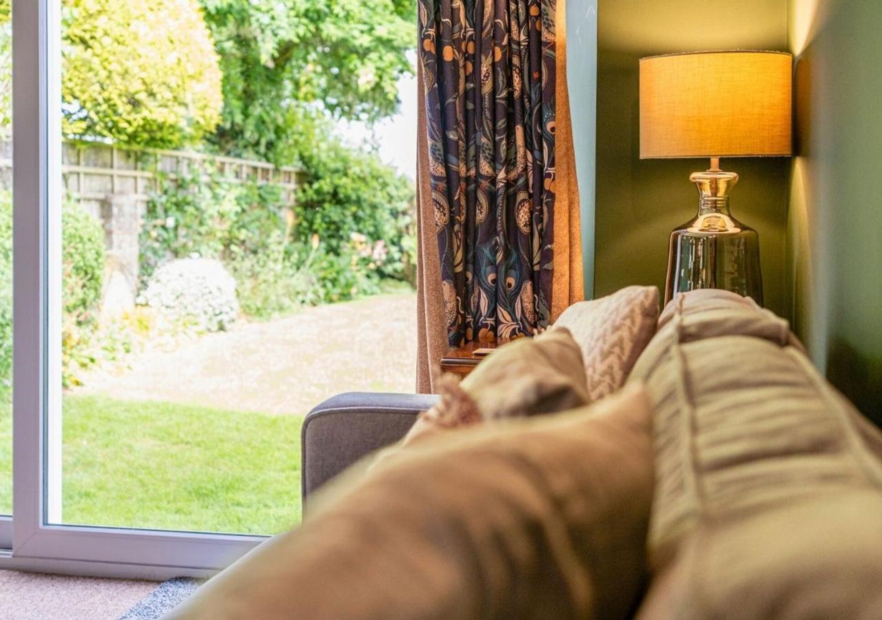 Gorgeous Rural 4 Bed Farm - With Hot Tub! Norton St Philip