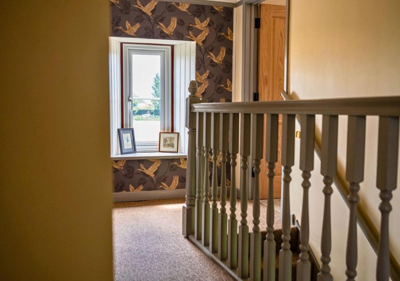 Gorgeous Rural 4 Bed Farm - With Hot Tub! *