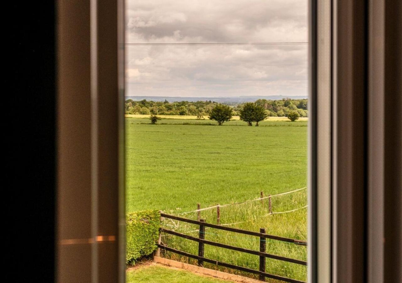 Holiday home Gorgeous Rural 4 Bed Farm - With Hot Tub!