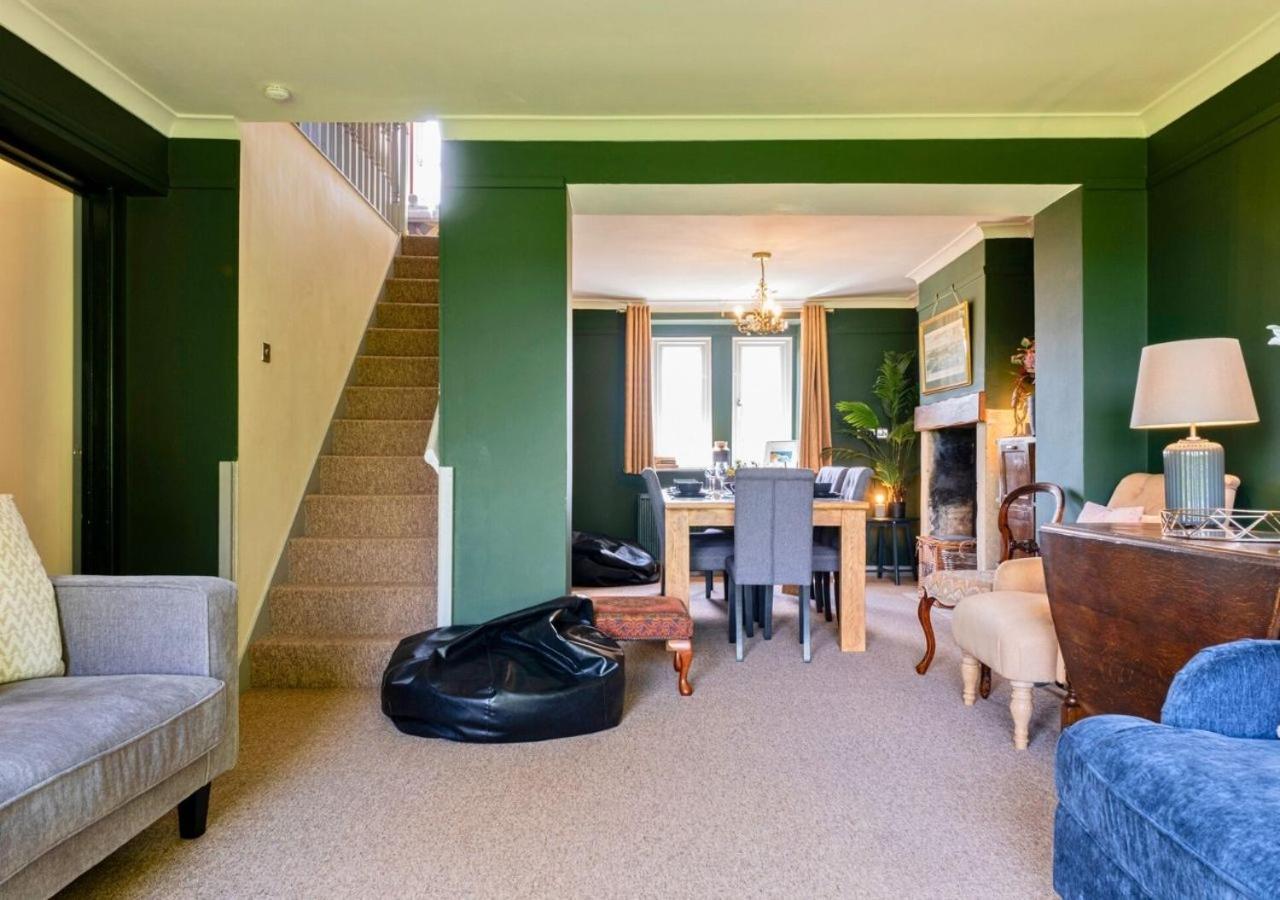 Gorgeous Rural 4 Bed Farm - With Hot Tub! * Norton St Philip