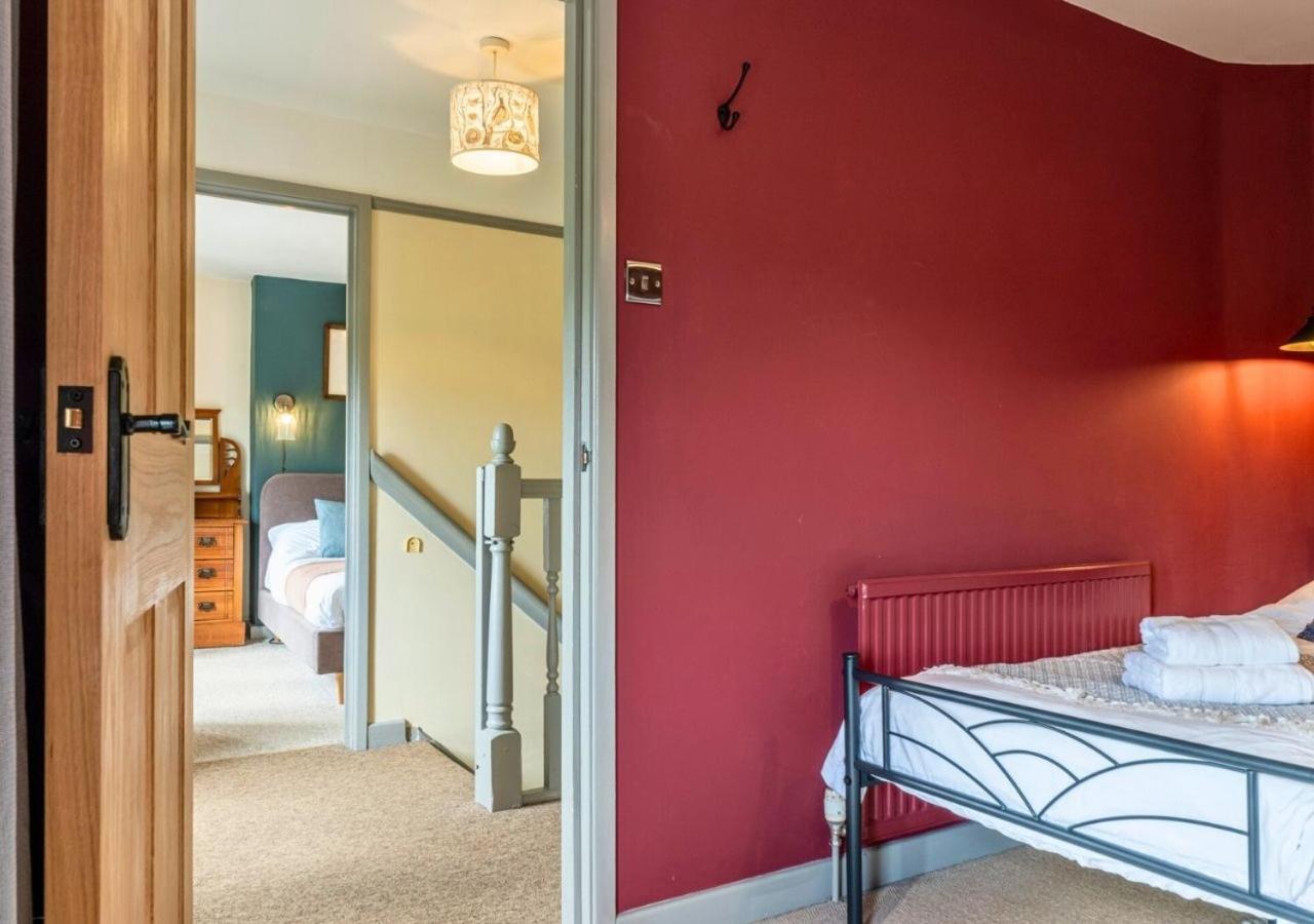 Holiday home Gorgeous Rural 4 Bed Farm - With Hot Tub! *