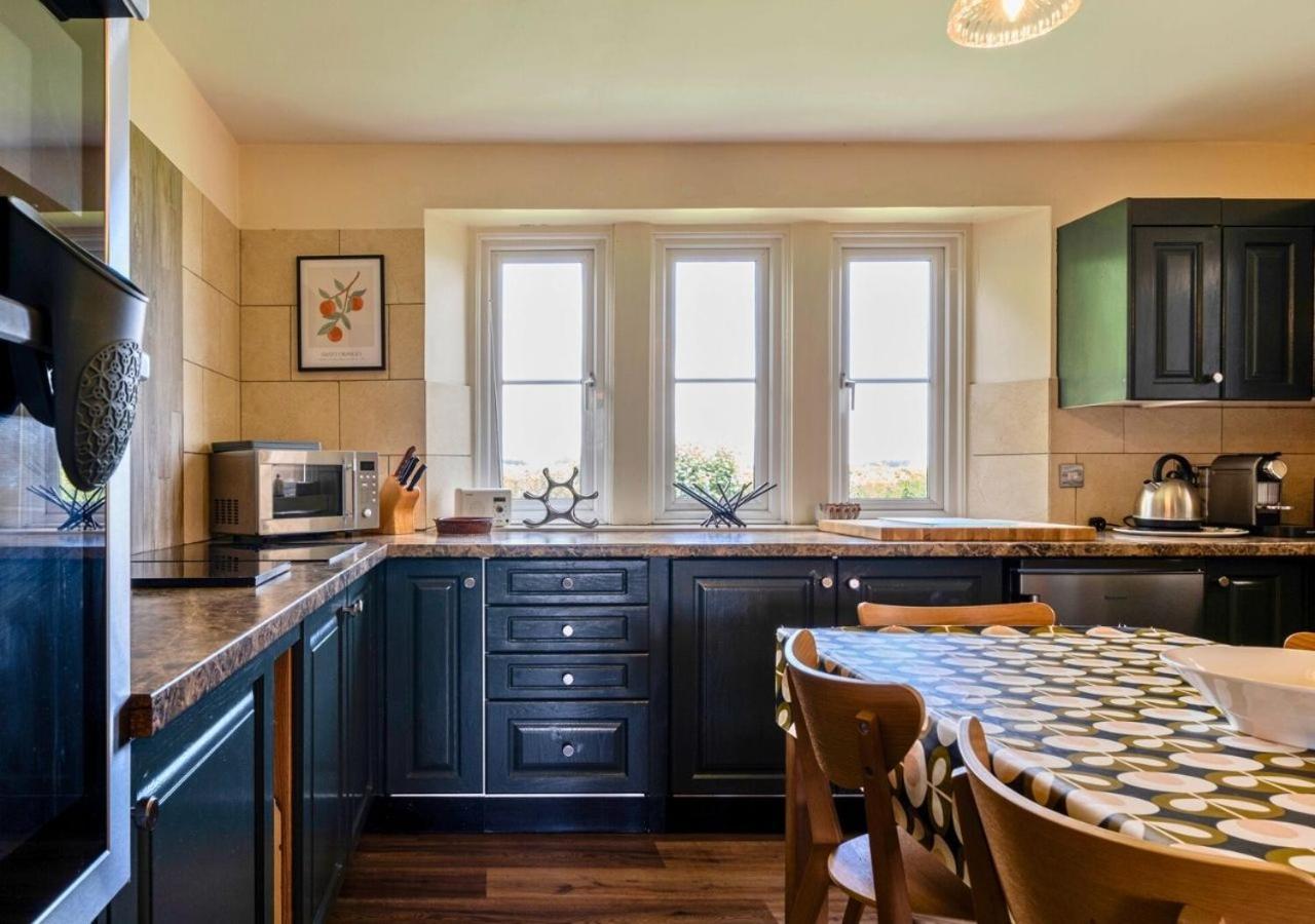 Gorgeous Rural 4 Bed Farm - With Hot Tub! * Norton St Philip